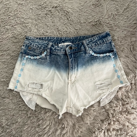 Ellison Jean Shorts - Picture 1 of 4